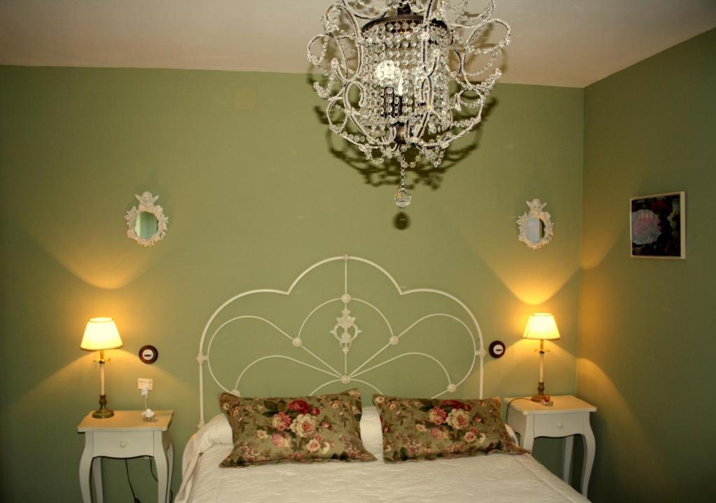 El Horreo Apartment Miraflores de la Sierra Bilik gambar